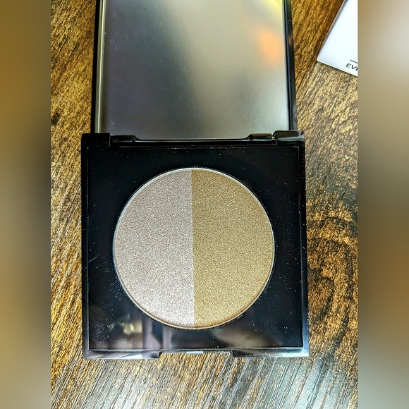 5/75$ KVOSSNYC Fairy Dust Pressed Highlighter - Picture 14 of 16